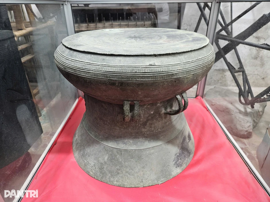 Vụ phát hiện trống đồng 32 năm chưa khen thưởng: Đề nghị công an xác minh