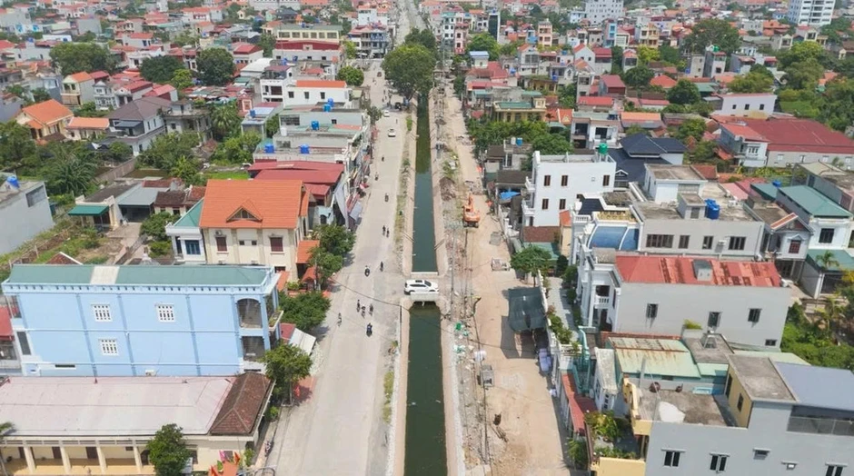 Xây dựng cộng đồng thích ứng với biến đổi khí hậu tại bốn tỉnh Bắc Trung Bộ Xây dựng cộng đồng thích ứng với biến đổi khí hậu tại bốn tỉnh Bắc Trung Bộ