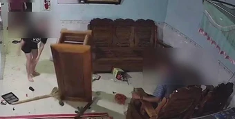 Xem xong đoạn clip buồn nhất ngày hôm nay, ai còn khuyên: “Thôi vợ chồng cố gắng ở vì con" nữa hay không?