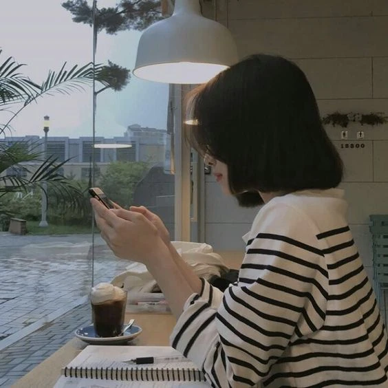 Xôn xao bài đăng thất nghiệp ở Hà Nội, mẹ 2 con đi dọn nhà kiếm 80 nghìn/tiếng, lấy hết can đảm xin đồ ăn miễn phí