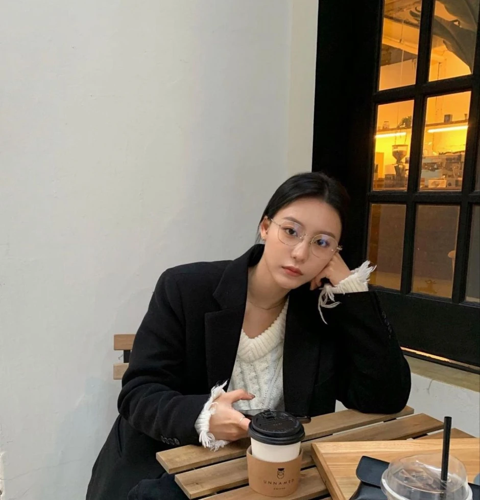 Xôn xao vợ chồng Gen Z: 10 triệu chỉ đủ sống 4-5 ngày, bán luôn vàng cưới để tiêu Xôn xao vợ chồng Gen Z: 10 triệu chỉ đủ sống 4-5 ngày, bán luôn vàng cưới để tiêu