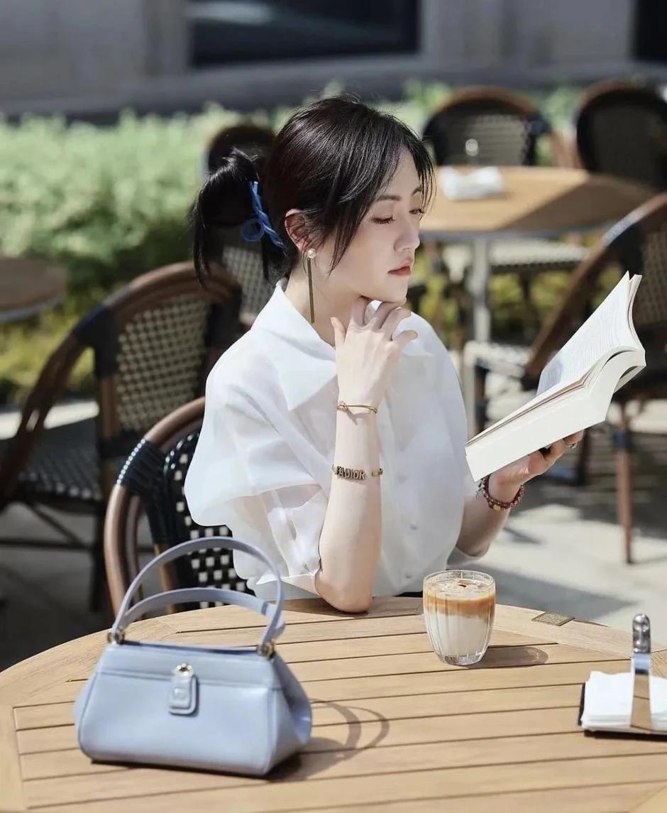 Xu hướng sau 30 tuổi còn độc thân dọn đồ về sống cùng bố mẹ: Làm con cái toàn thời gian có sướng? Xu hướng sau 30 tuổi còn độc thân dọn đồ về sống cùng bố mẹ: Làm con cái toàn thời gian có sướng?