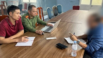 Xử lý 3 đối tượng nối giáo cho giặc trên không gian mạng