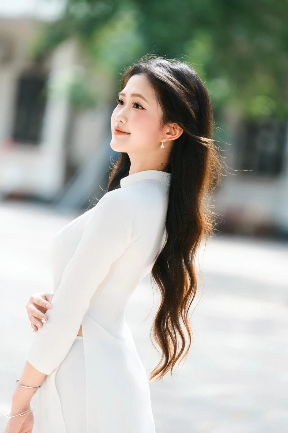Xuất hiện cô gái Bắc Ninh "song trùng" với Doãn Hải My: 11.000 người thả tim cho 2 bức ảnh Xuất hiện cô gái Bắc Ninh "song trùng" với Doãn Hải My: 11.000 người thả tim cho 2 bức ảnh