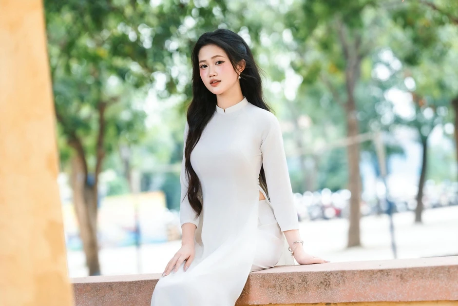 Xuất hiện cô gái Bắc Ninh "song trùng" với Doãn Hải My: 11.000 người thả tim cho 2 bức ảnh Xuất hiện cô gái Bắc Ninh "song trùng" với Doãn Hải My: 11.000 người thả tim cho 2 bức ảnh