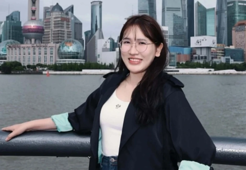 Cô gái Hà Tĩnh vào Đại học Thanh Hoa sau một lần từ bỏ Cô gái Hà Tĩnh vào Đại học Thanh Hoa sau một lần từ bỏ