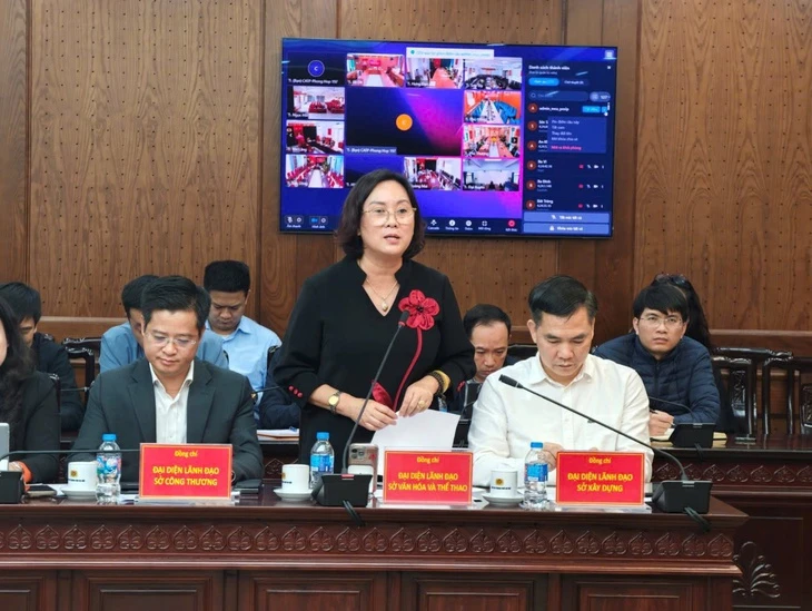 Công an Hà Nội: Trưởng công an phường 'không hoàn thành nhiệm vụ' nếu để tái diễn lấn chiếm vỉa hè Công an Hà Nội: Trưởng công an phường 'không hoàn thành nhiệm vụ' nếu để tái diễn lấn chiếm vỉa hè