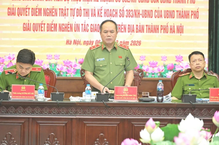 Công an Hà Nội: Trưởng công an phường 'không hoàn thành nhiệm vụ' nếu để tái diễn lấn chiếm vỉa hè Công an Hà Nội: Trưởng công an phường 'không hoàn thành nhiệm vụ' nếu để tái diễn lấn chiếm vỉa hè
