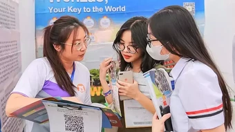 Du học sinh Việt vướng thủ tục visa Đài Loan