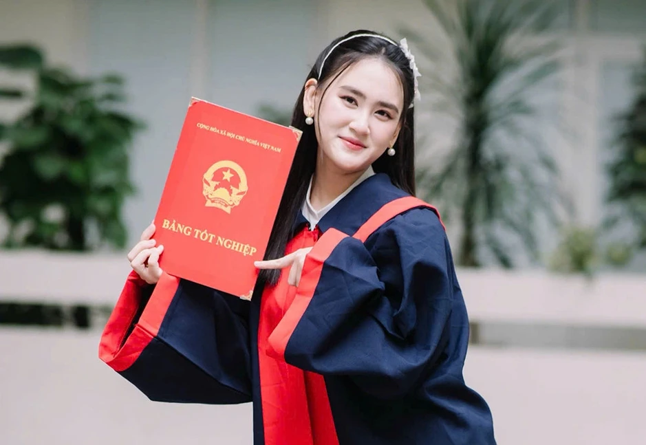 Hai chị em ruột cùng đỗ vào Đại học Thanh Hoa Hai chị em ruột cùng đỗ vào Đại học Thanh Hoa