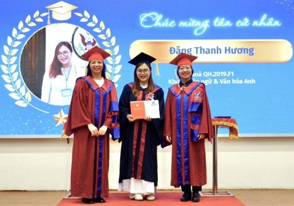 Hành trình chinh phục Harvard, Oxford của cô gái 25 tuổi Hành trình chinh phục Harvard, Oxford của cô gái 25 tuổi