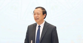 'Một bộ sách giáo khoa thống nhất không có nghĩa chỉ dạy nội dung trong sách đó'