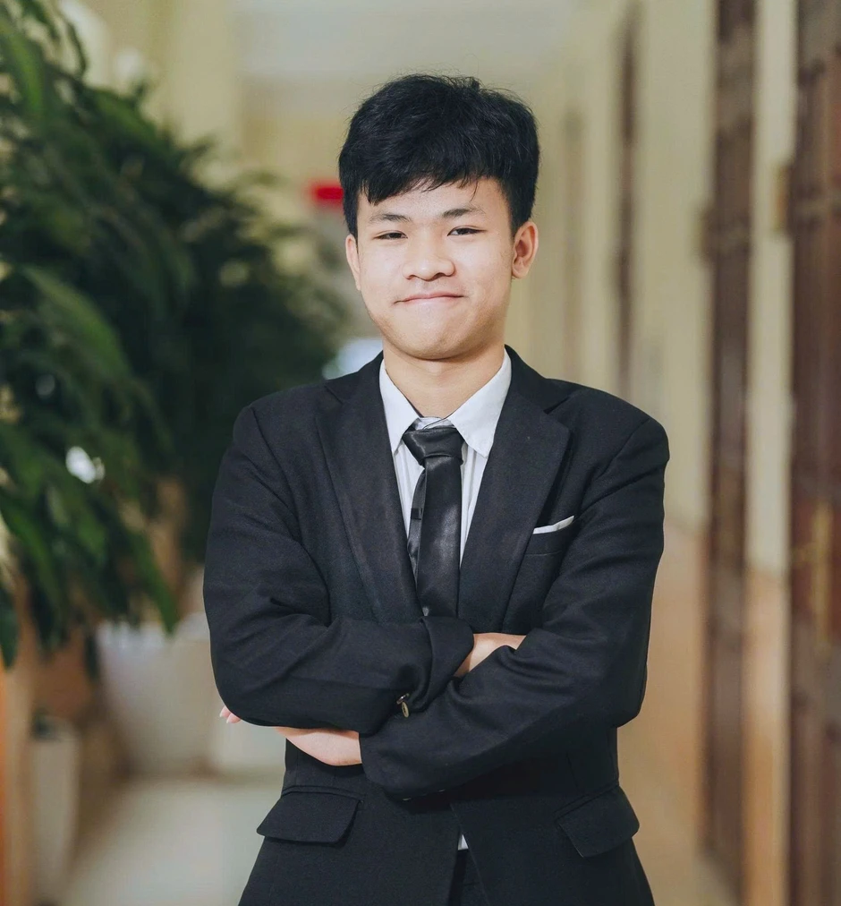 Một lớp có 2 nam sinh cùng giành học bổng toàn phần vào đại học top đầu Phần Lan