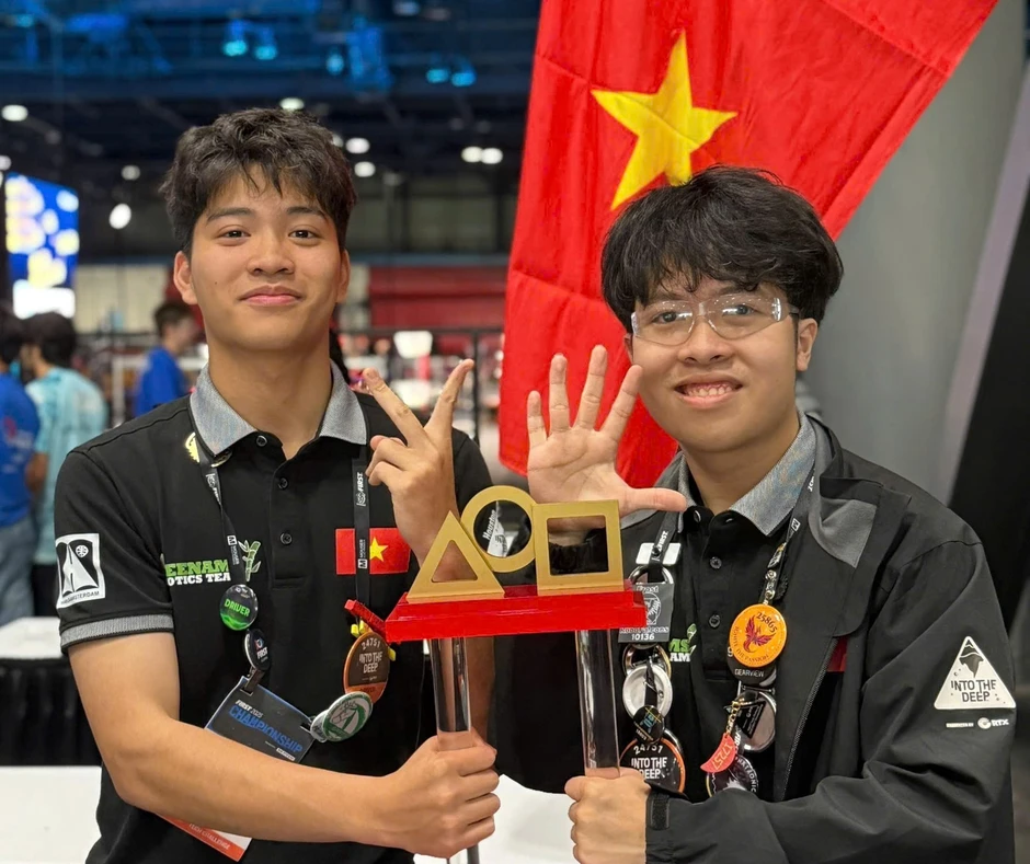 Nam sinh chuyên Lý giành học bổng toàn phần gần 11 tỷ vào Đại học Yale Nam sinh chuyên Lý giành học bổng toàn phần gần 11 tỷ vào Đại học Yale