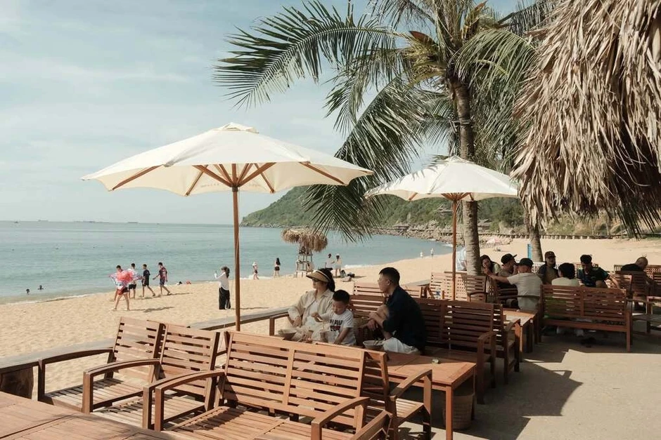 4 bãi biển miền Bắc cho khách nghỉ hè tránh đông đúc 4 bãi biển miền Bắc cho khách nghỉ hè tránh đông đúc