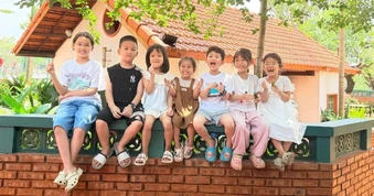 4 gia đình Hà Nội chi gần 100 triệu đồng lái xe 8 ngày Hà Nội - Hội An