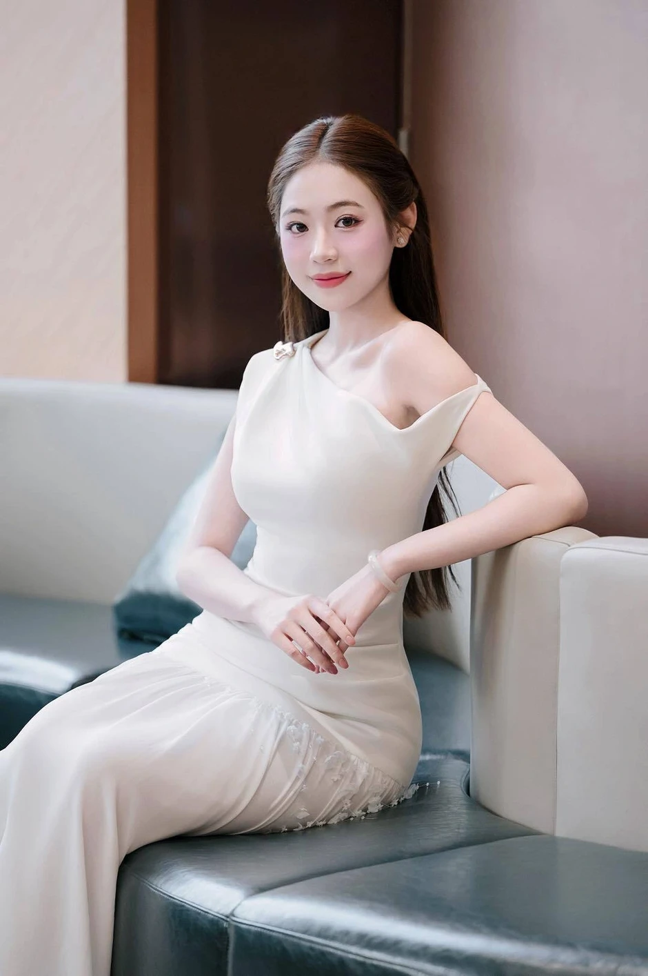 Á hậu Thanh Trúc đồng hành cùng du lịch Sầm Sơn, nói về vấn nạn tin giả Á hậu Thanh Trúc đồng hành cùng du lịch Sầm Sơn, nói về vấn nạn tin giả