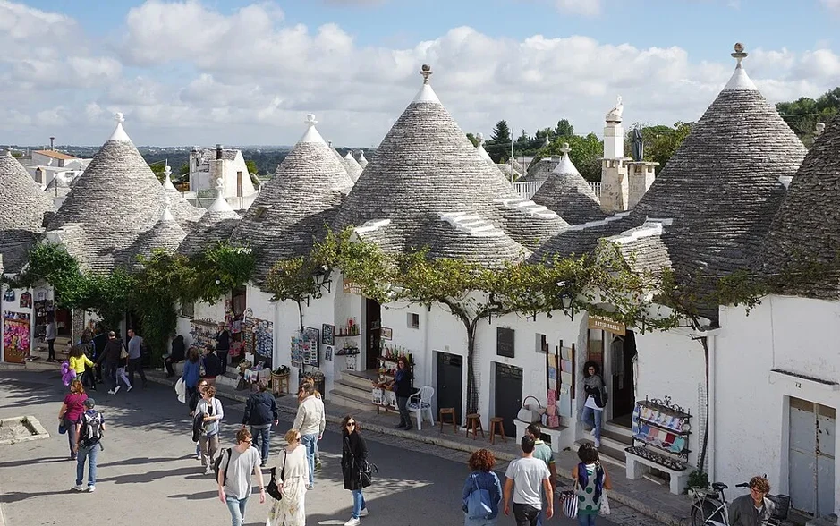 Alberobello và câu chuyện của những mái nhà Alberobello và câu chuyện của những mái nhà