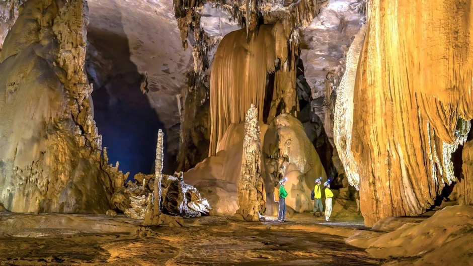 Bài 2: Hình thành hệ sinh thái du lịch Phong Nha-Kẻ Bàng đa tầng, đa dạng hóa sản phẩm Bài 2: Hình thành hệ sinh thái du lịch Phong Nha-Kẻ Bàng đa tầng, đa dạng hóa sản phẩm