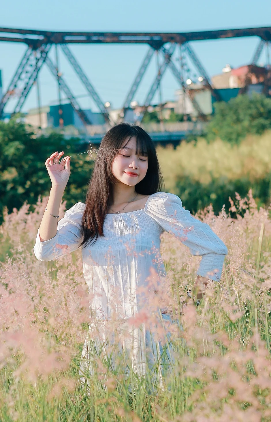 Bãi cỏ hồng - Địa điểm sống ảo tuyệt đẹp cho mùa thu Hà Nội Bãi cỏ hồng - Địa điểm sống ảo tuyệt đẹp cho mùa thu Hà Nội