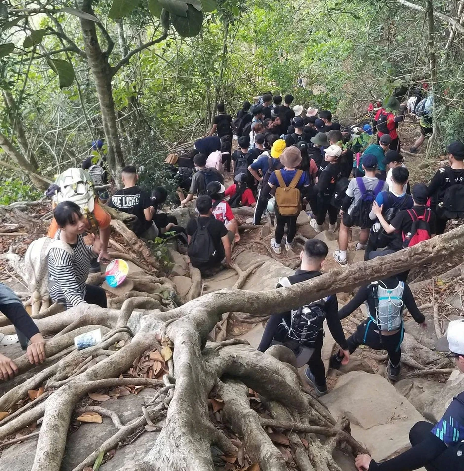 Ban quản lý khu du lịch Núi Bà Đen cảnh báo khẩn Ban quản lý khu du lịch Núi Bà Đen cảnh báo khẩn