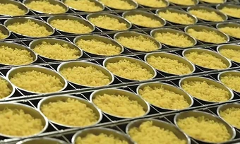 Bên trong nhà máy mì ăn liền lớn nhất Hàn Quốc