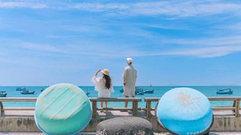 Biển Dốc Lết 'đẹp như tranh' trong mắt khách Hà Nội