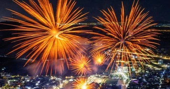 Biển người đổ về Eo Gió, “thiên đường biển” bừng sáng trong đêm nhạc hội