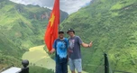 Bố chở con trai 11 tuổi bằng xe máy từ Cần Thơ ra Hà Nội ăn 