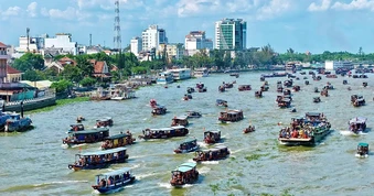 Cần Thơ: Khai thác lợi thế để phát triển du lịch đường sông