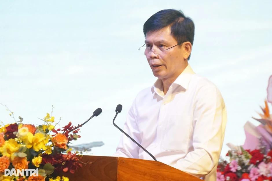 Cao tốc không chỉ để đi lại, phải tạo ra dòng khách