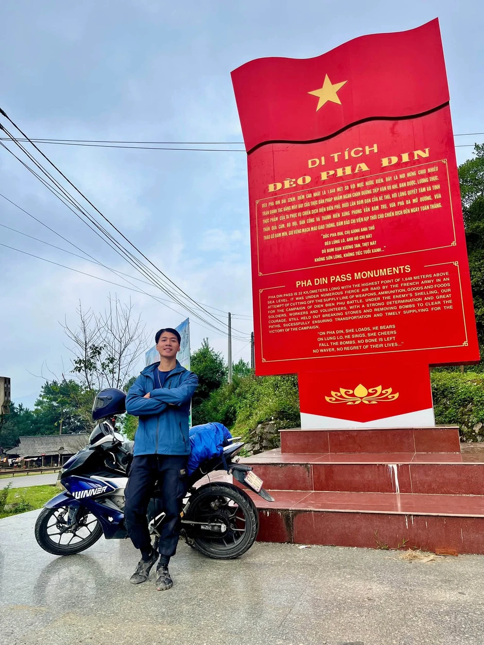 Chàng trai Quảng Ninh 22 tuổi lái xe máy xuyên Việt 6.000km với 14 triệu đồng Chàng trai Quảng Ninh 22 tuổi lái xe máy xuyên Việt 6.000km với 14 triệu đồng