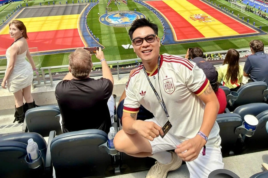 Chàng trai Việt mua vé 130 triệu xem World Cup ở Mỹ, trải nghiệm phòng VIP Chàng trai Việt mua vé 130 triệu xem World Cup ở Mỹ, trải nghiệm phòng VIP