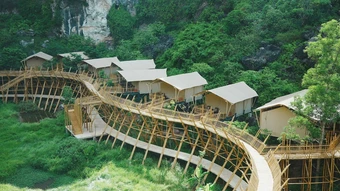Chi 11 triệu đồng ngủ lều giữa rừng ở Phong Nha