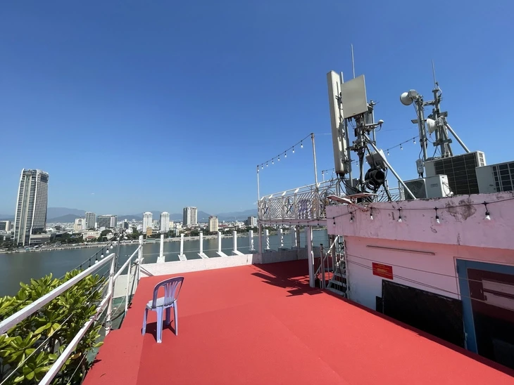 Chi hàng triệu đồng mua view đẹp xem Lễ hội Pháo hoa quốc tế Đà Nẵng Chi hàng triệu đồng mua view đẹp xem Lễ hội Pháo hoa quốc tế Đà Nẵng