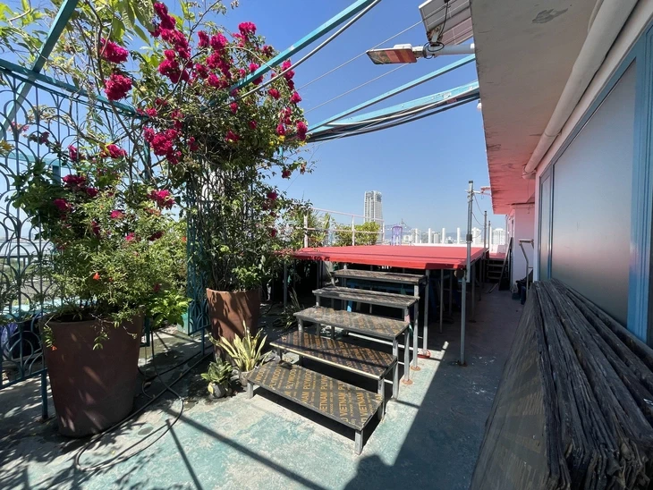 Chi hàng triệu đồng mua view đẹp xem Lễ hội Pháo hoa quốc tế Đà Nẵng Chi hàng triệu đồng mua view đẹp xem Lễ hội Pháo hoa quốc tế Đà Nẵng