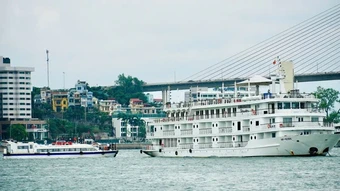 Chính thức đưa tuyến kết nối Vịnh Hạ Long-Vịnh Lan Hạ vào hoạt động