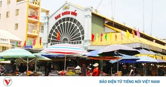 Chợ mắm Châu Đốc - điểm hẹn hương vị miền Tây
