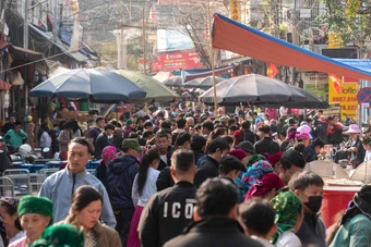 Chợ phiên Mèo Vạc vào mùa đông vui nhất năm