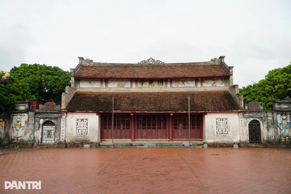 Chùa cổ hơn 900 năm tuổi ở Ninh Bình xuống cấp phải chằng chống Chùa cổ hơn 900 năm tuổi ở Ninh Bình xuống cấp phải chằng chống