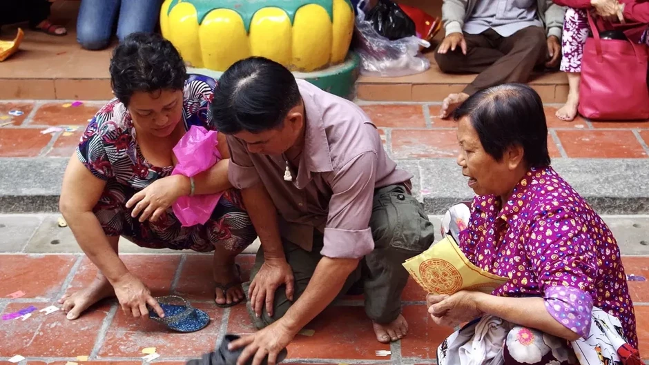Chùa nào nổi tiếng tục 'đánh kẻ tiểu nhân'?