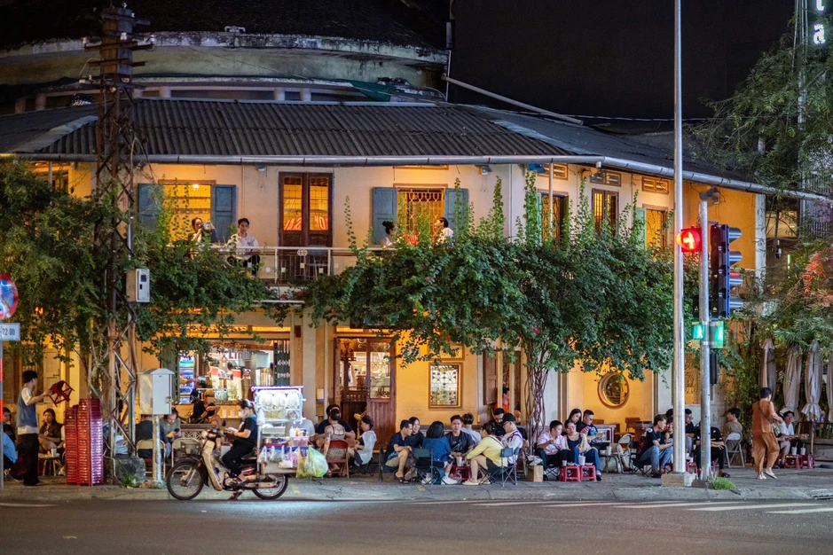 Chuyện ly cà phê Chuyện ly cà phê