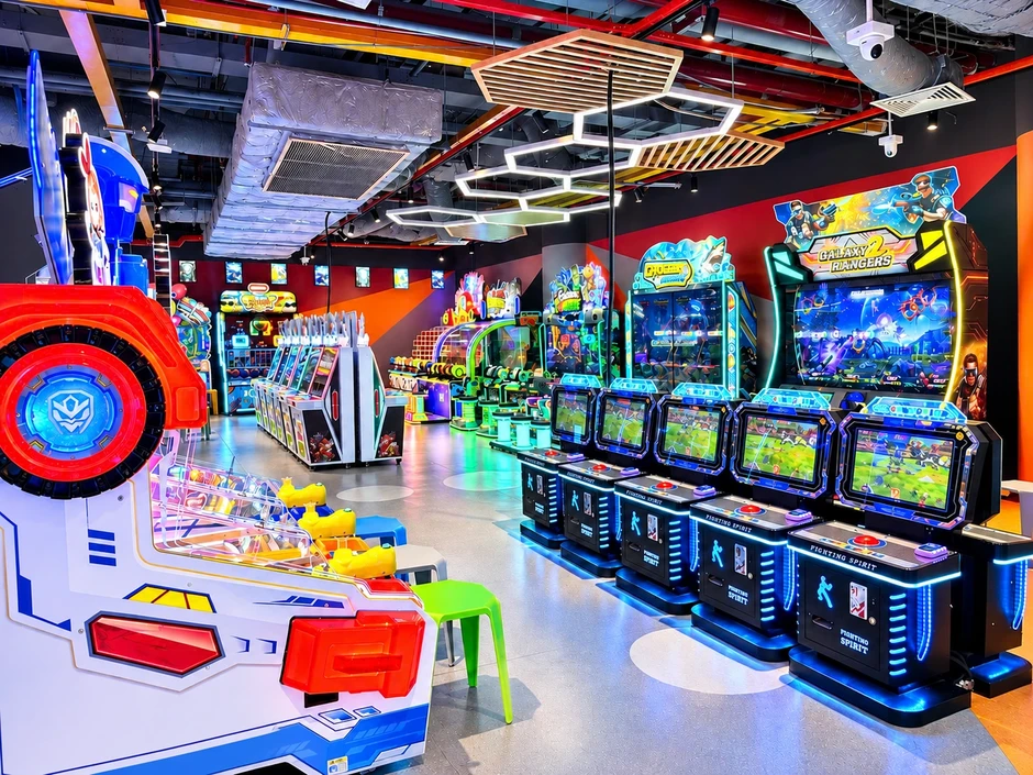 City Games Plus: Trải nghiệm Jeep VR và mô hình thám hiểm không gian City Games Plus: Trải nghiệm Jeep VR và mô hình thám hiểm không gian