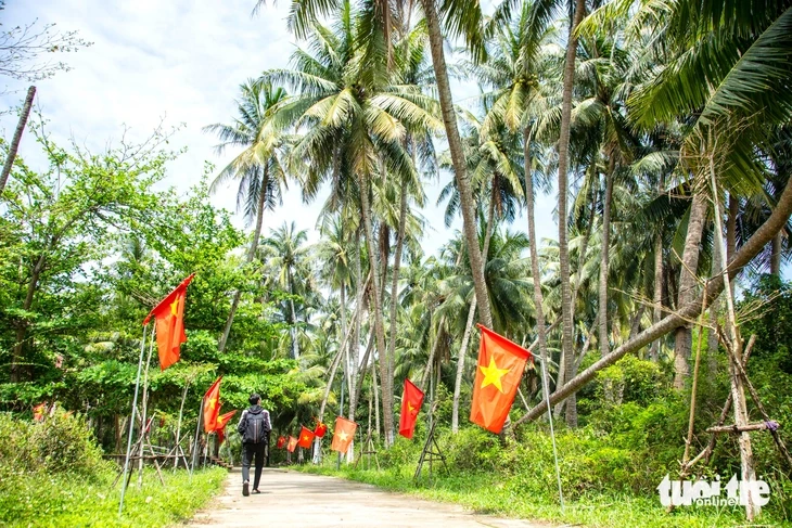 Có một xã đảo rợp bóng dừa đẹp như tranh tại Đà Nẵng Có một xã đảo rợp bóng dừa đẹp như tranh tại Đà Nẵng