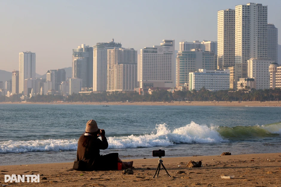 Cồn cát hình "cá heo lao ra biển" ở Nha Trang đã biến mất Cồn cát hình "cá heo lao ra biển" ở Nha Trang đã biến mất