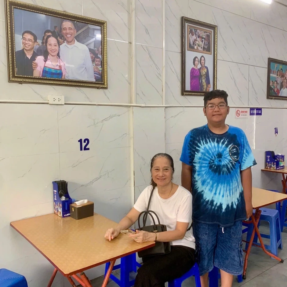 Con nói thèm bún chả Hà Nội, cha đưa con đi phượt hơn 2.200km bằng xe máy Con nói thèm bún chả Hà Nội, cha đưa con đi phượt hơn 2.200km bằng xe máy