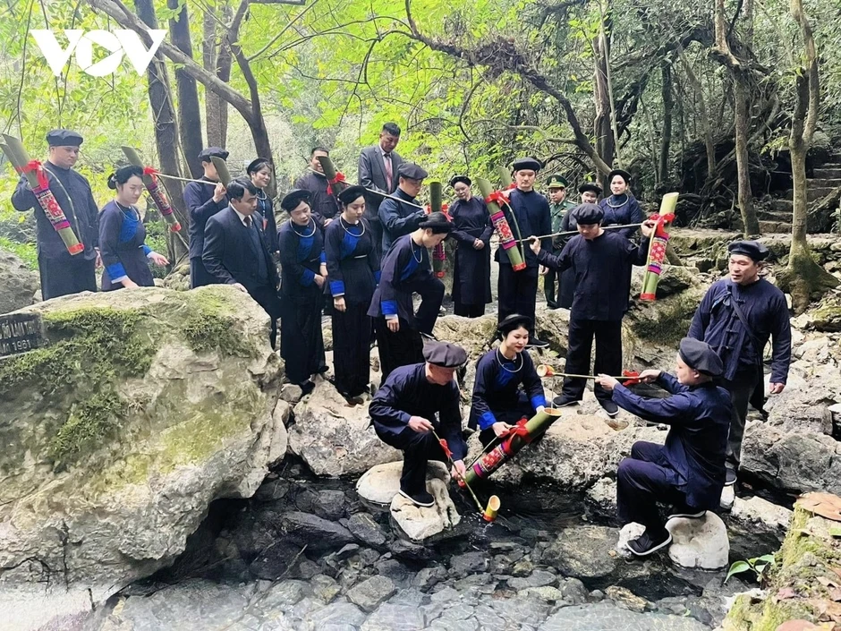 Công bố tour du lịch “Hành trình theo chân Bác” dịp Lễ hội Về nguồn Pác Bó 2026 Công bố tour du lịch “Hành trình theo chân Bác” dịp Lễ hội Về nguồn Pác Bó 2026