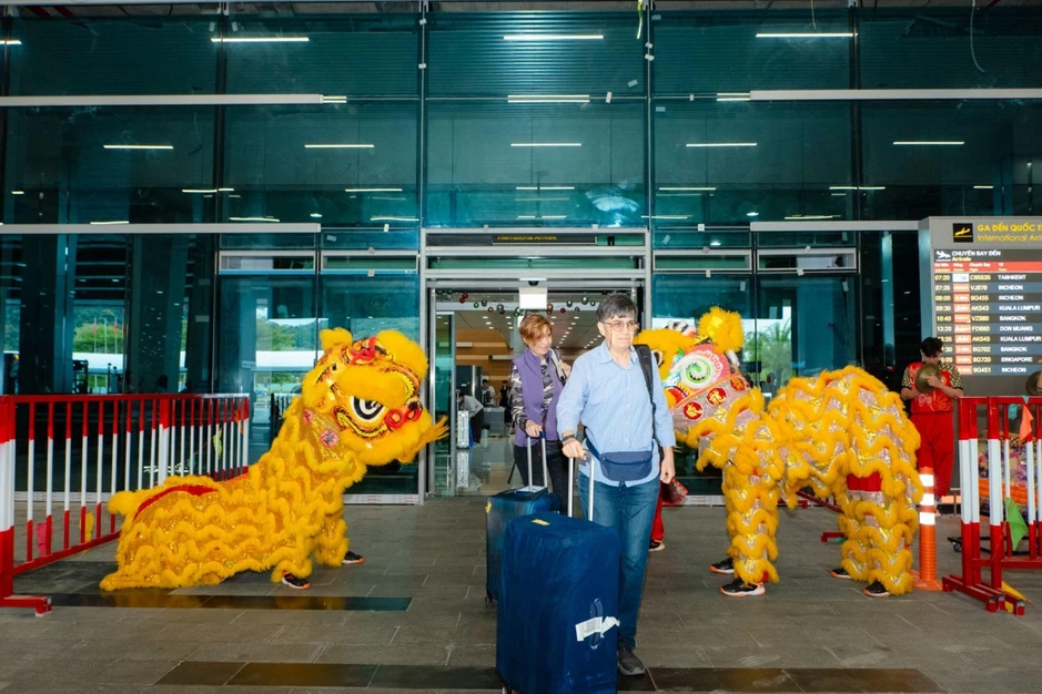 Crystal Bay: Mở rộng cánh cửa du lịch giữa Việt Nam với Nga và Trung Á Crystal Bay: Mở rộng cánh cửa du lịch giữa Việt Nam với Nga và Trung Á