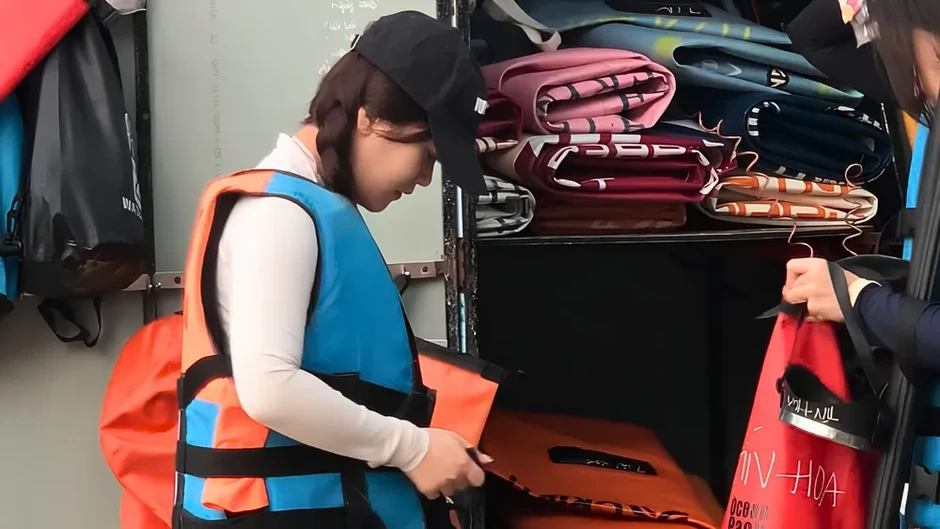 Đà Nẵng: Sắc màu SUP khuấy động biển mùa hè Đà Nẵng: Sắc màu SUP khuấy động biển mùa hè