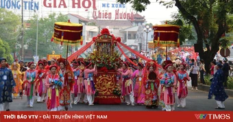 Đặc sắc lễ hội Điện Huệ Nam